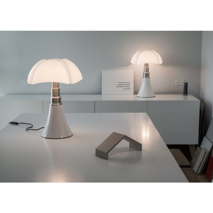Monet Omleiding Vertolking Martinelli Luce Pipistrello Medium Tafellamp gemakkelijk online bestellen?  | ACE Lighting